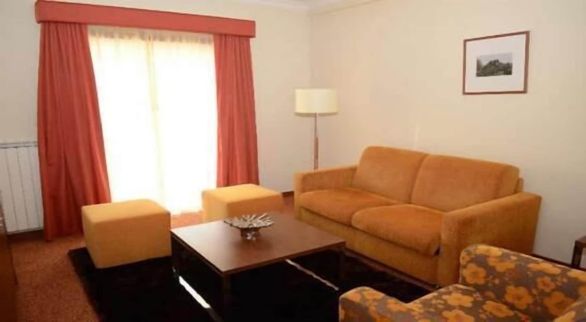 Hotel Aguiar Da Pena Вила-Пока-ди-Агиар Экстерьер фото