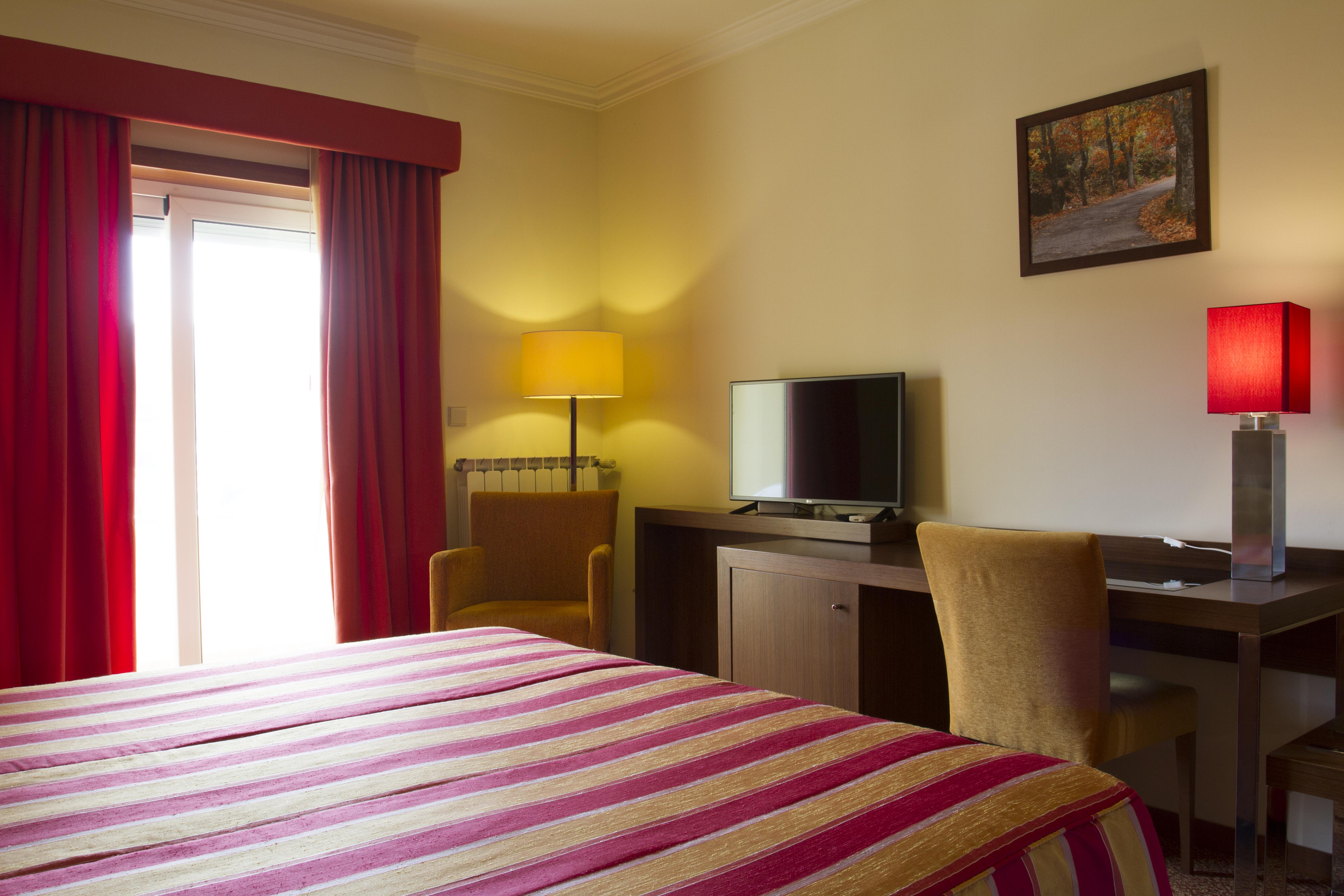 Hotel Aguiar Da Pena Вила-Пока-ди-Агиар Экстерьер фото