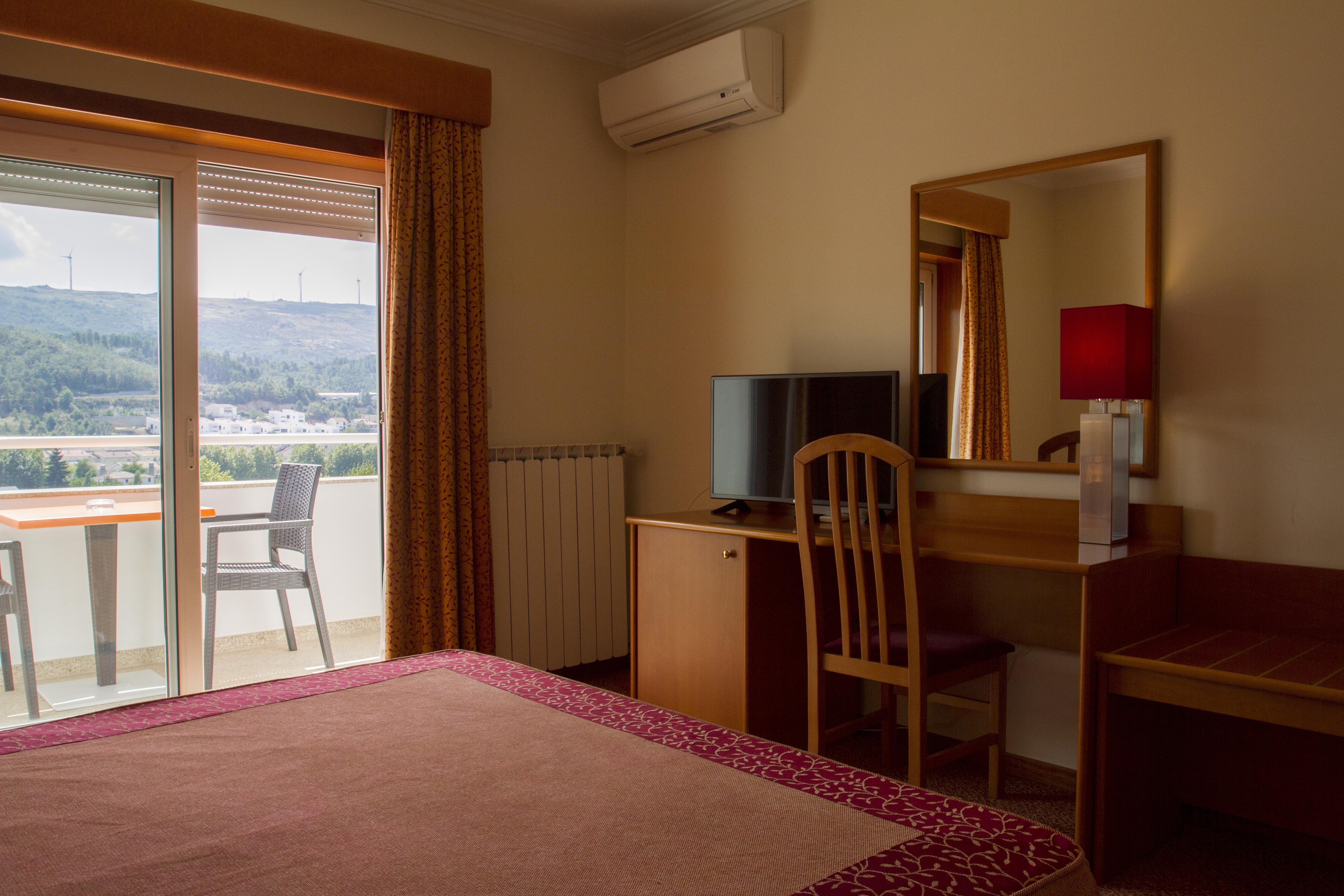 Hotel Aguiar Da Pena Вила-Пока-ди-Агиар Экстерьер фото