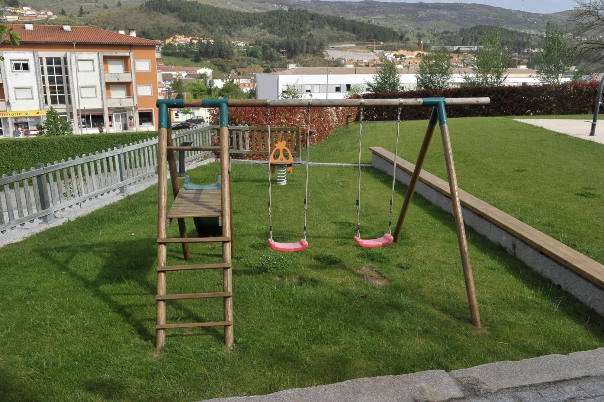 Hotel Aguiar Da Pena Вила-Пока-ди-Агиар Экстерьер фото